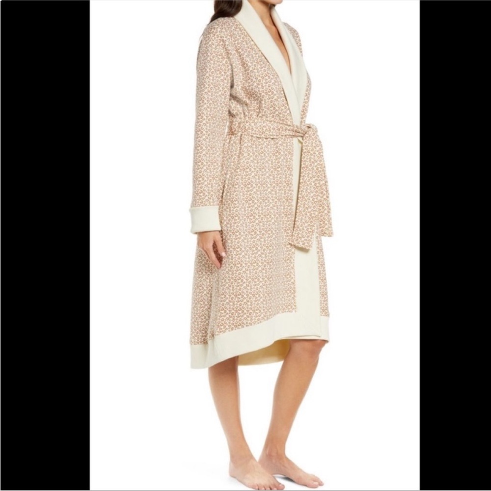 BRAND NEW UGG ROBE UGG - 🐆  DESIGN 🐆 💎💎 50% OFF NWT PRICE - Picture 2 of 5